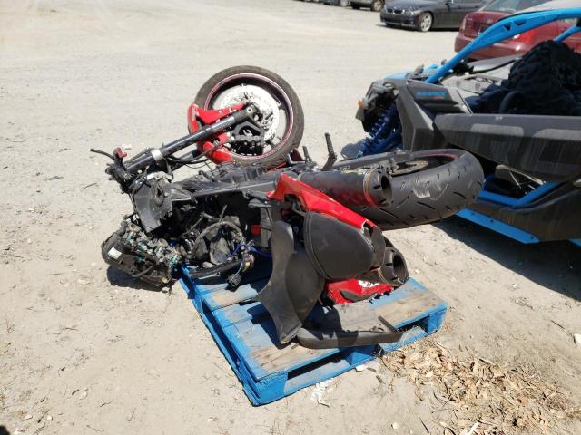 2014 YAMAHA YZFR1 C JYARN23Y4EA004300