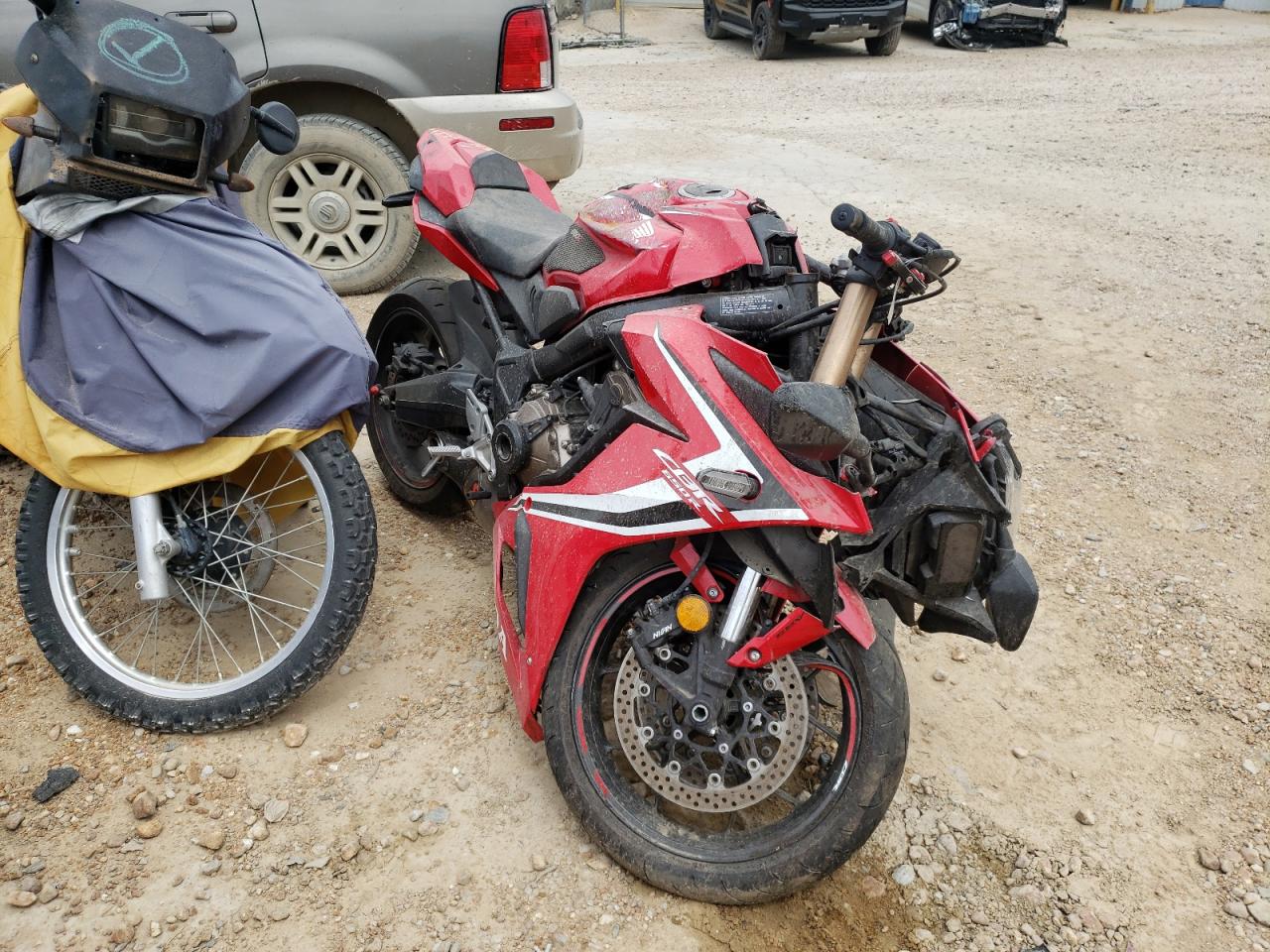 MLHRH0157L5100031 HONDA CBR650 RA 2020
