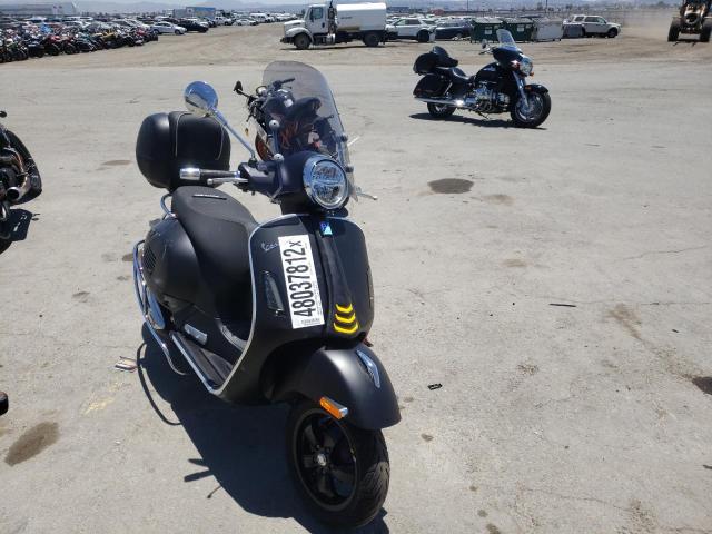 Salvage cars for sale from Copart San Diego, CA: 2022 Vespa Scooter
