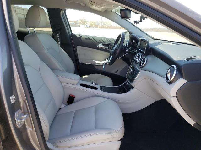 2015 MERCEDES-BENZ GLA WDCTG4GB5FJ102480