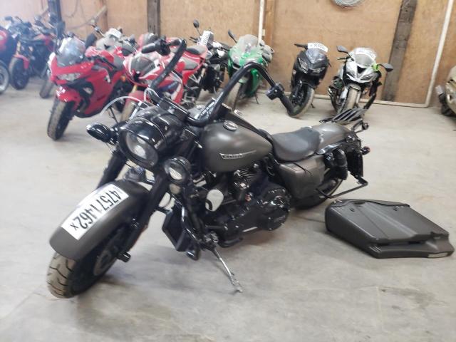 2018 HARLEY-DAVIDSON FLHRXS 1HD1KVC1XJB646327