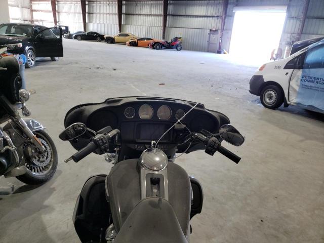 2020 HARLEY-DAVIDSON FLHTCUTG 1HD1MAF14LB851479