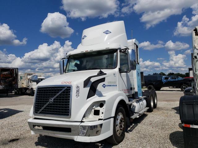 2015 VOLVO VN VNL 4V5NC9UG1FN913659