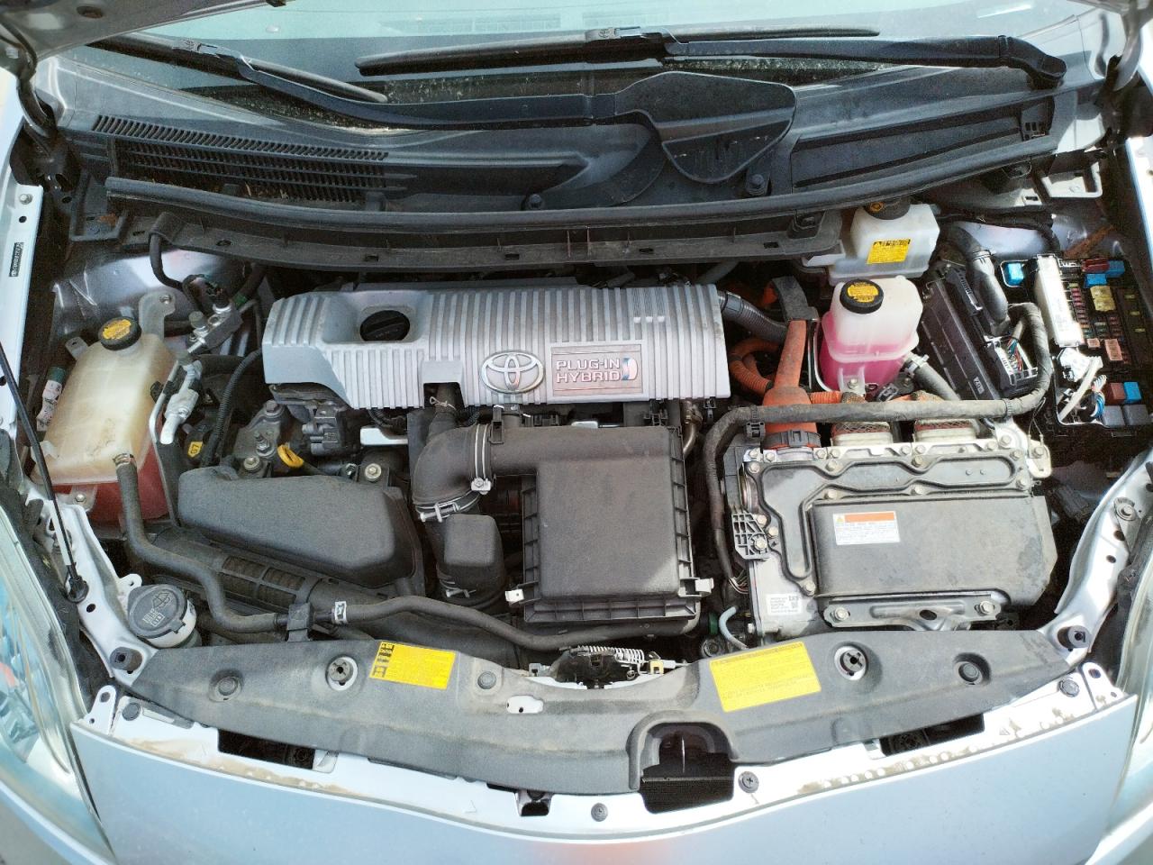 Toyota Prius plug 2014