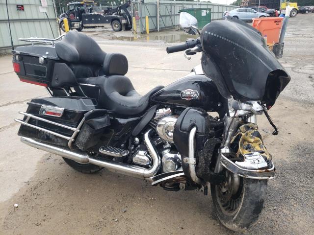 2010 HARLEY-DAVIDSON FLHTCU - 1HD1FC411AB629214