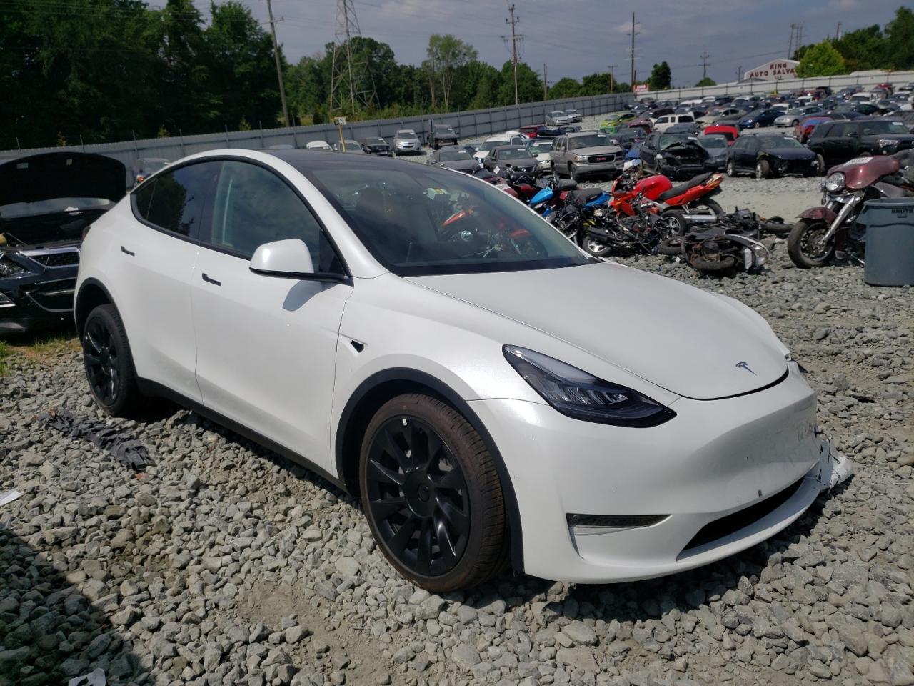 7SAYGDEE2NF387463 2022 TESLA MODEL Y - Image 1