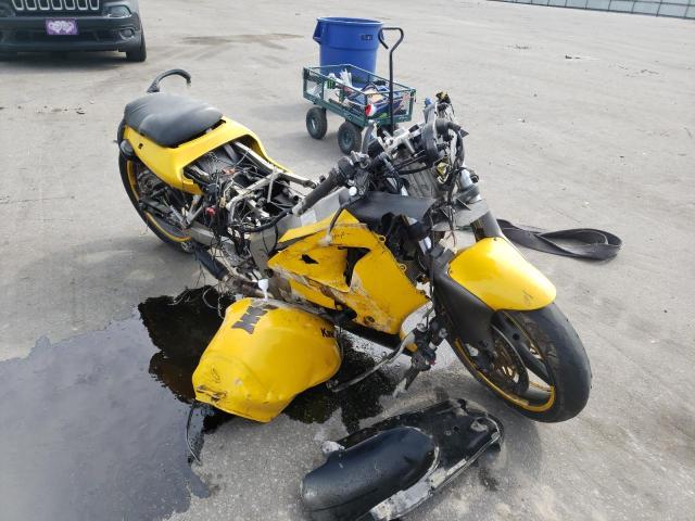 Salvage cars for sale from Copart Dunn, NC: 2002 Kawasaki ZX600 J1