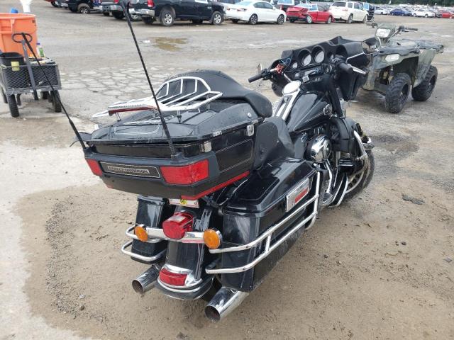 2010 HARLEY-DAVIDSON FLHTCU - 1HD1FC411AB629214