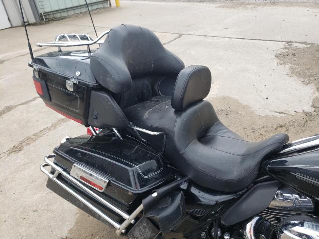 2010 HARLEY-DAVIDSON FLHTCU - 1HD1FC411AB629214