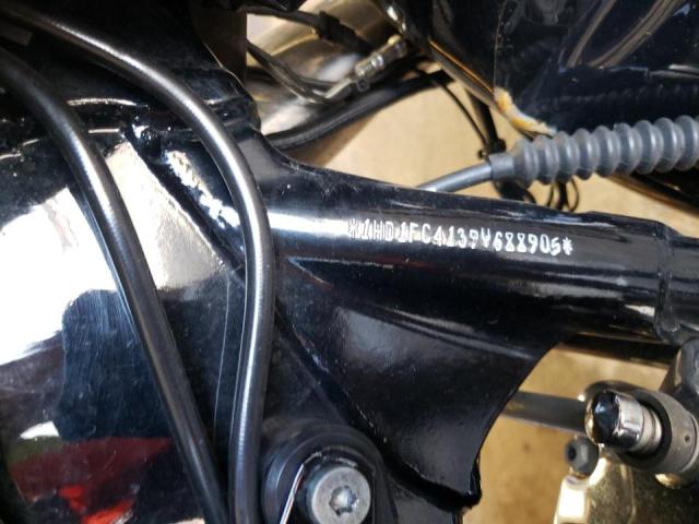 2009 HARLEY-DAVIDSON FLHTCU 1HD1FC4139Y688905