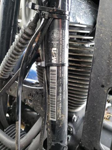 2011 HARLEY-DAVIDSON FLTRU 1HD1KGM17BB633238