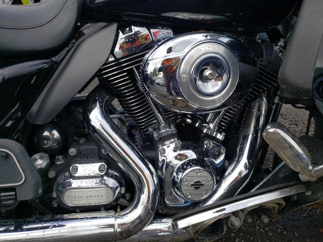 2011 HARLEY-DAVIDSON FLTRU 1HD1KGM17BB633238