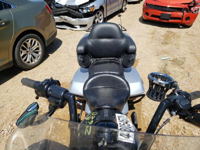 2020 HARLEY-DAVIDSON FLTRK 1HD1KZF13LB622697