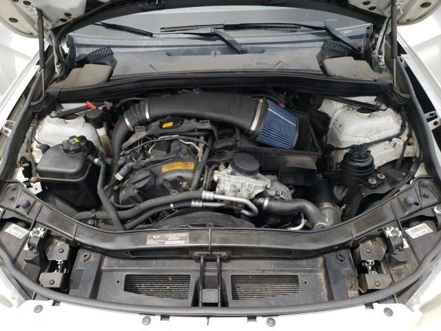 2015 BMW X1 XDRIVE3 WBAVM5C59FVV94322