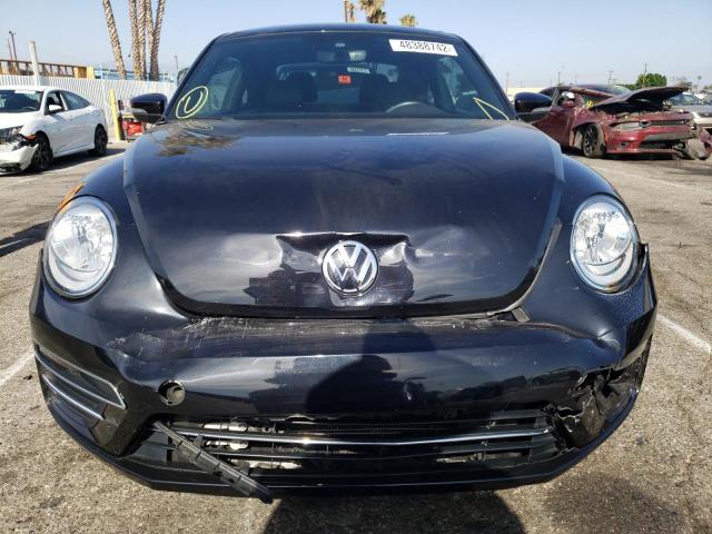 2018 VOLKSWAGEN BEETLE SE 3VWJD7AT4JM713358