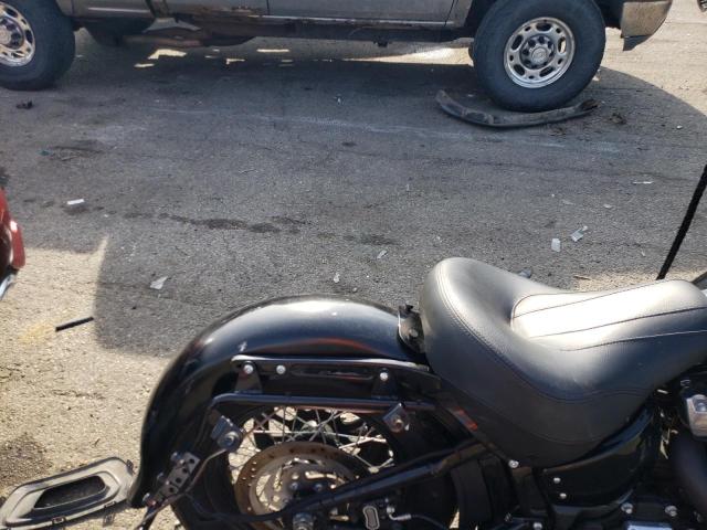 2020 HARLEY-DAVIDSON FLSL 1HD1YDJ19LB070860