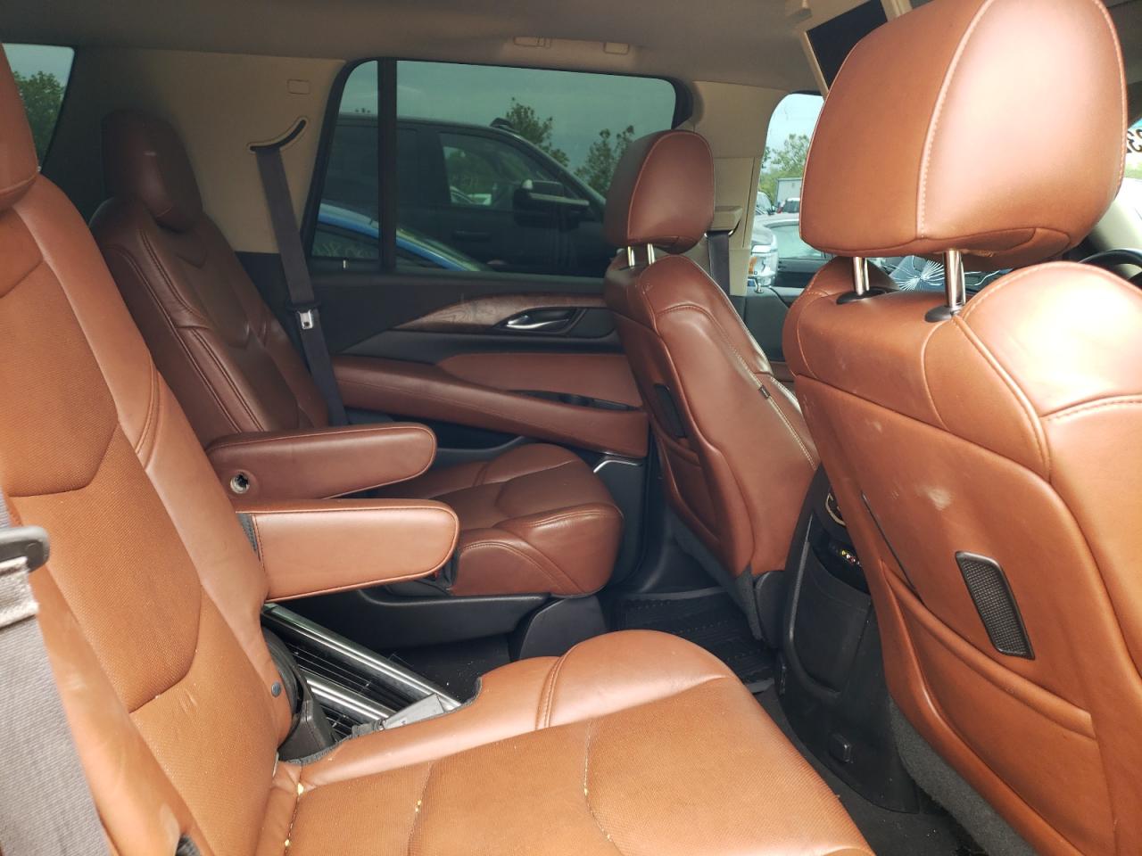 1GYS4NKJ3FR652092 2015 Cadillac Escalade Premium