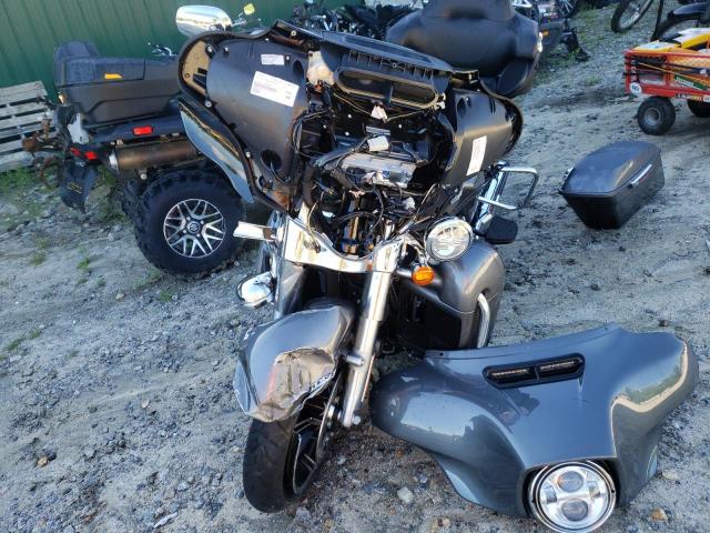 2022 HARLEY-DAVIDSON FLHTK 1HD1KEF1XNB617010