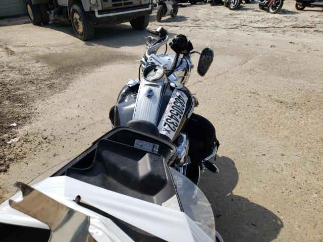 2011 HARLEY-DAVIDSON FLHR - 1HD1FW419BB615855