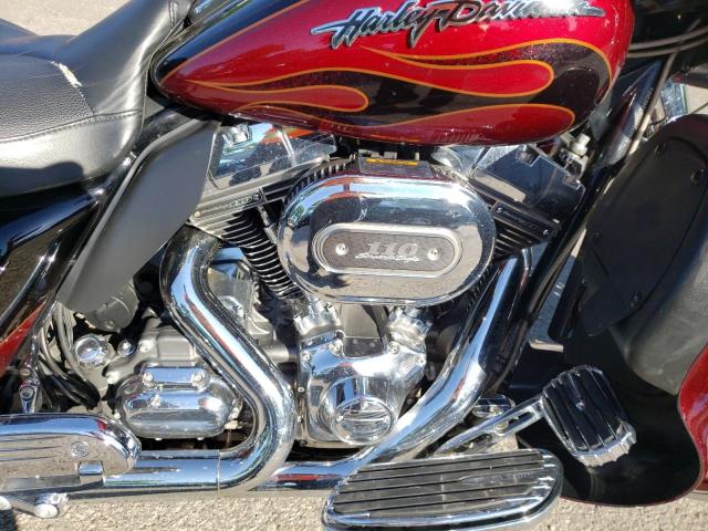 2011 HARLEY-DAVIDSON FLHTCUSE6 1HD1PR818BB955295