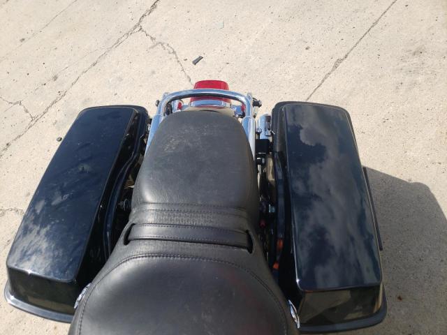 2007 HARLEY-DAVIDSON FLHX 1HD1KB4147Y619224