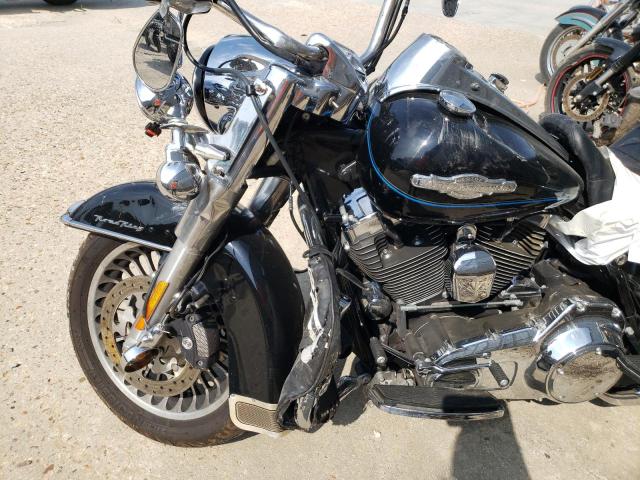 2011 HARLEY-DAVIDSON FLHR - 1HD1FW419BB615855