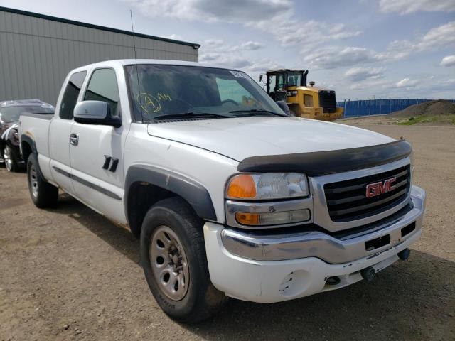 Salvage cars for sale from Copart Rocky View County, AB: 2005 GMC New Sierra
