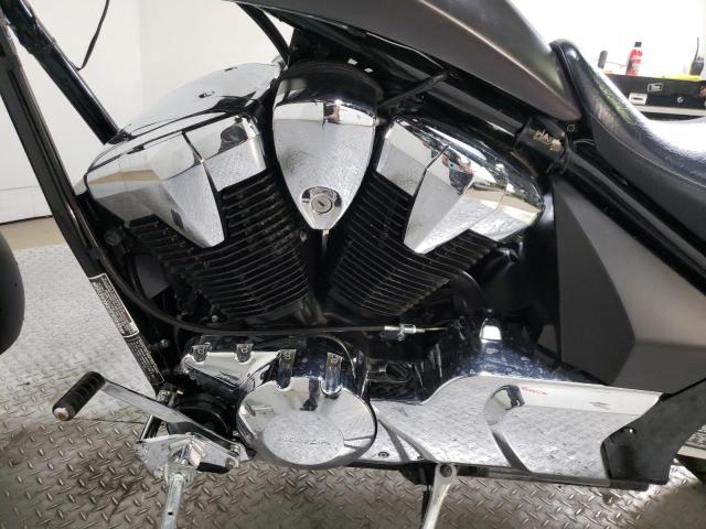 2017 HONDA VT1300 CX JH2SC6129HK200353