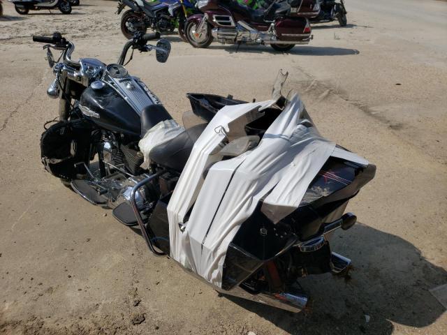 2011 HARLEY-DAVIDSON FLHR - 1HD1FW419BB615855