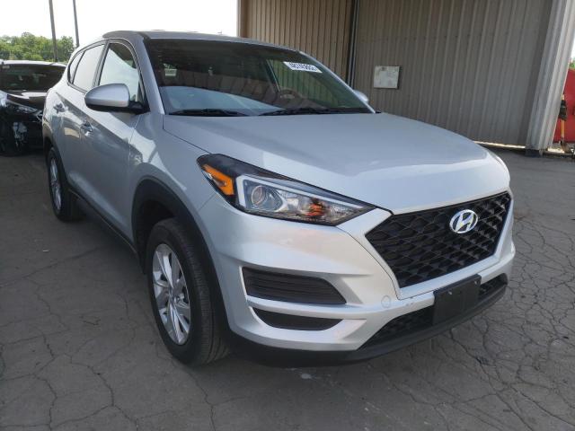 Salvage cars for sale from Copart Fort Wayne, IN: 2019 Hyundai Tucson SE