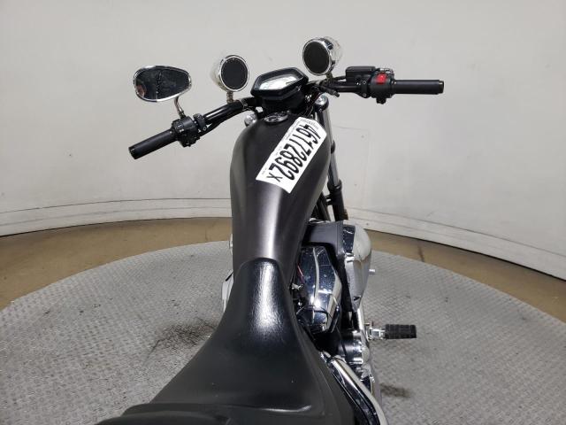 2017 HONDA VT1300 CX JH2SC6129HK200353