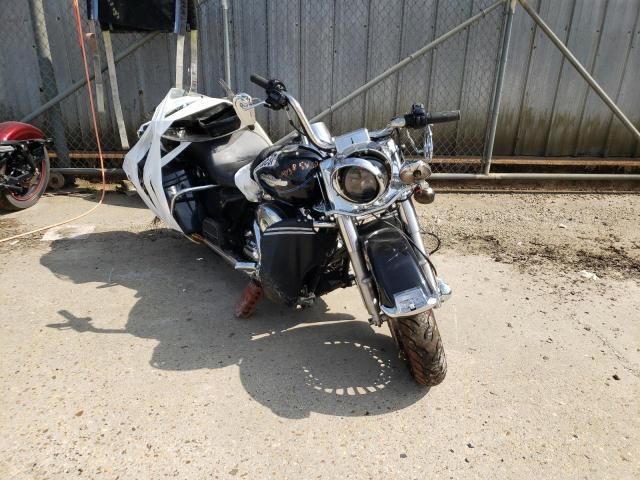 2011 HARLEY-DAVIDSON FLHR - 1HD1FW419BB615855