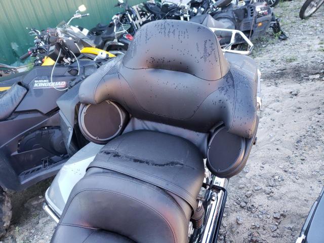 2022 HARLEY-DAVIDSON FLHTK 1HD1KEF1XNB617010