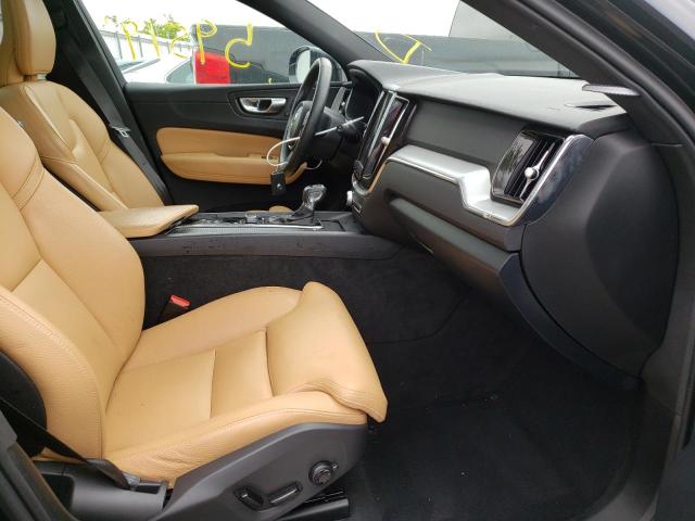 2019 VOLVO XC60 T5 LYV102RK6KB289539