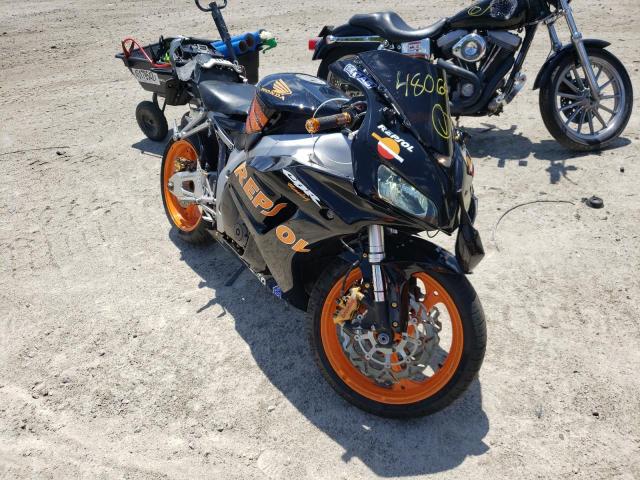 Salvage motorcycles for sale at Mendon, MA auction: 2007 Honda CBR1000 RR