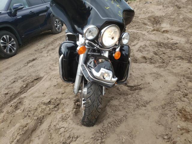 2009 HARLEY-DAVIDSON FLHTCU 1HD1FC4109Y646238