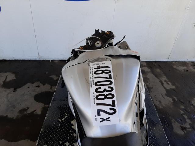 2017 YAMAHA YZFR6 C JYARJ28Y7HA000508