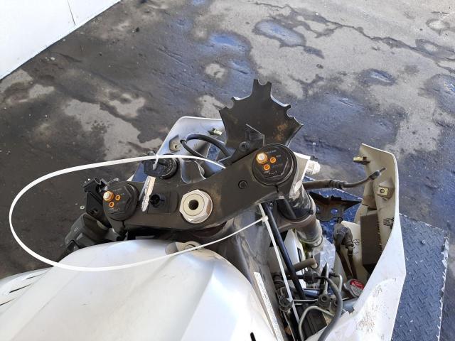 2017 YAMAHA YZFR6 C JYARJ28Y7HA000508