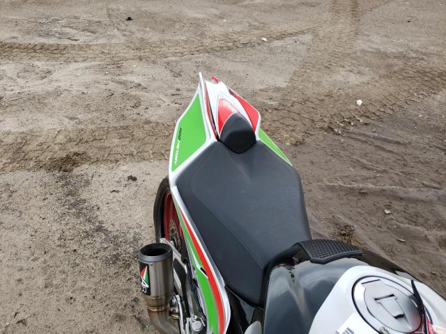 2017 APRILIA TUONO V4 1 ZD4KGUA00HS000076