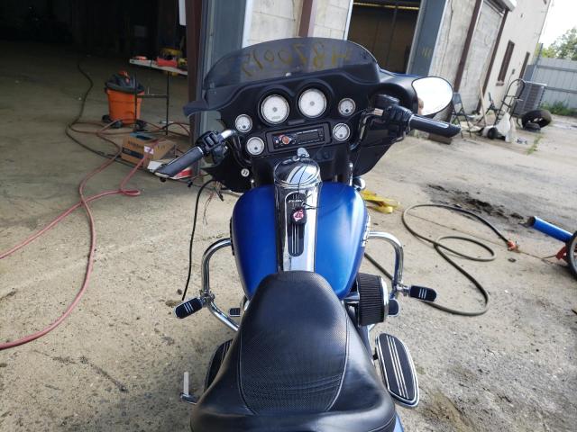 2007 HARLEY-DAVIDSON FLHX 1HD1KB4137Y618873