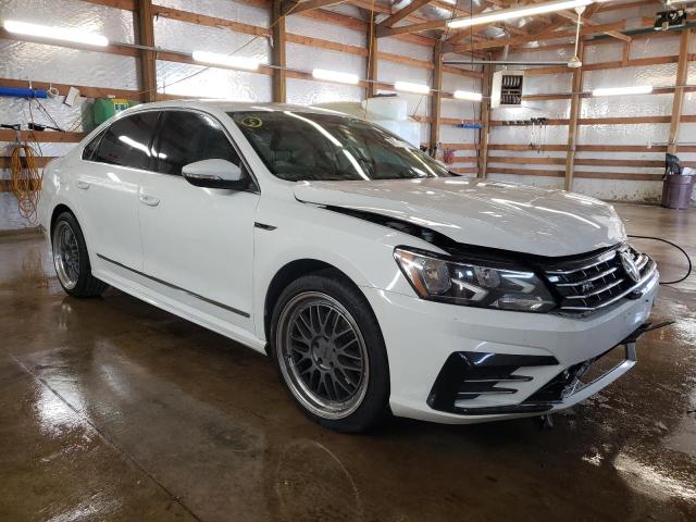 2017 VOLKSWAGEN PASSAT R-L - 1VWDT7A36HC019069