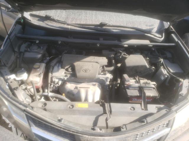2T3BFREV3FW259330 Toyota RAV4 LE