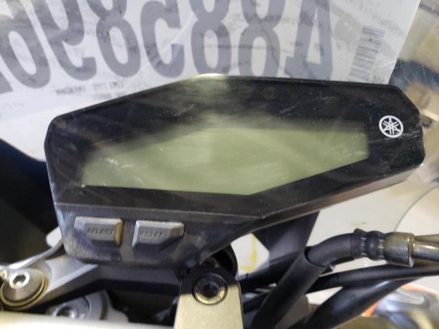 2016 YAMAHA FZ09 JYARN33E7GA008677