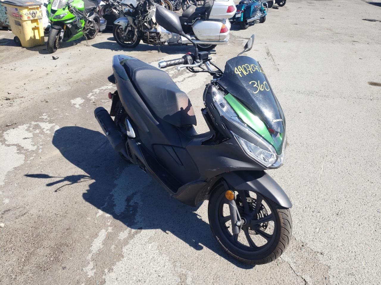 RLHKF3019LY000103 HONDA WW150 A 2020