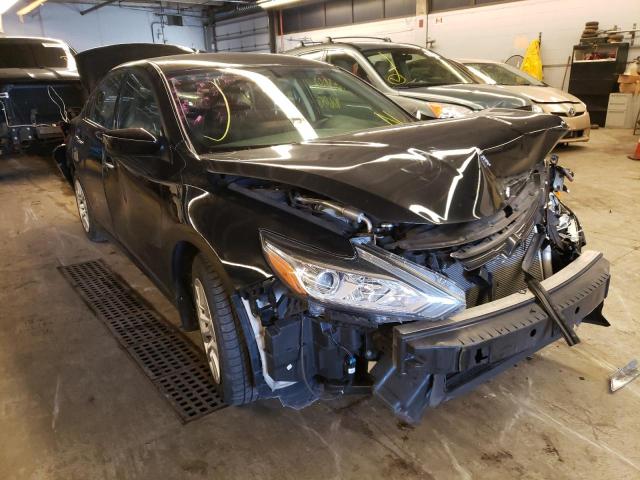 Salvage cars for sale at Wheeling, IL auction: 2017 Nissan Altima 2.5