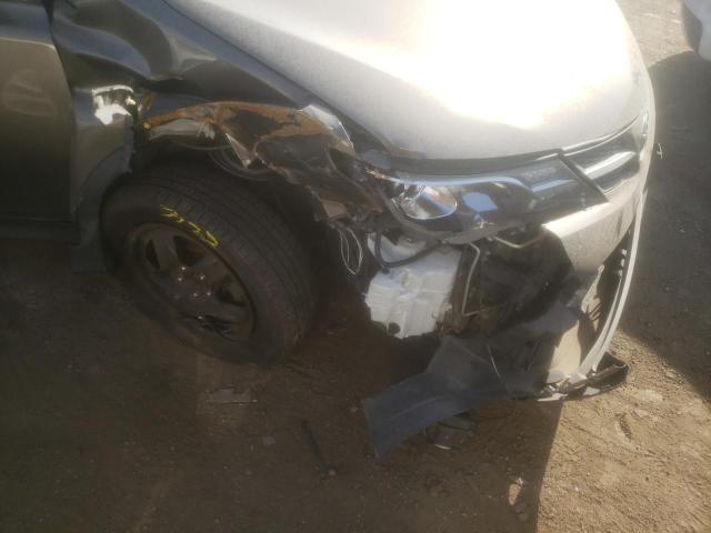 2T3BFREV3FW259330 Toyota RAV4 LE