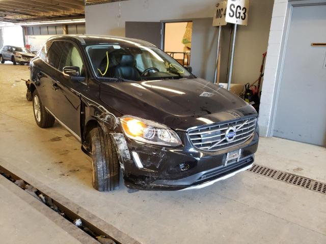 Salvage cars for sale from Copart Wheeling, IL: 2017 Volvo XC60 T5 IN