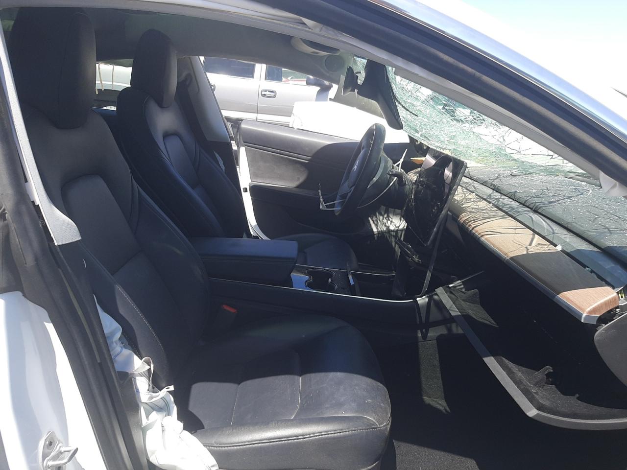 5YJ3E1EB1KF365113 2019 Tesla Model 3