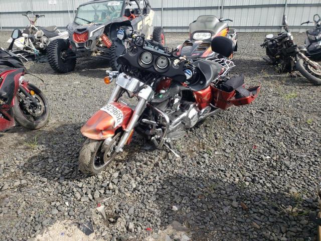 2011 HARLEY-DAVIDSON FLHX 1HD1KBM18BB635325