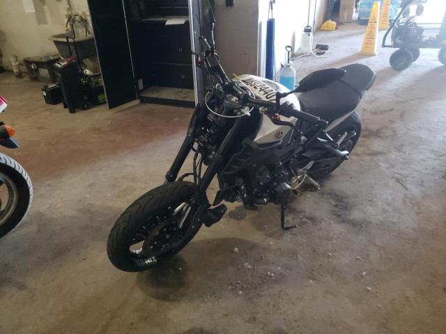 2017 YAMAHA FZ09 JYARN53E2HA000452